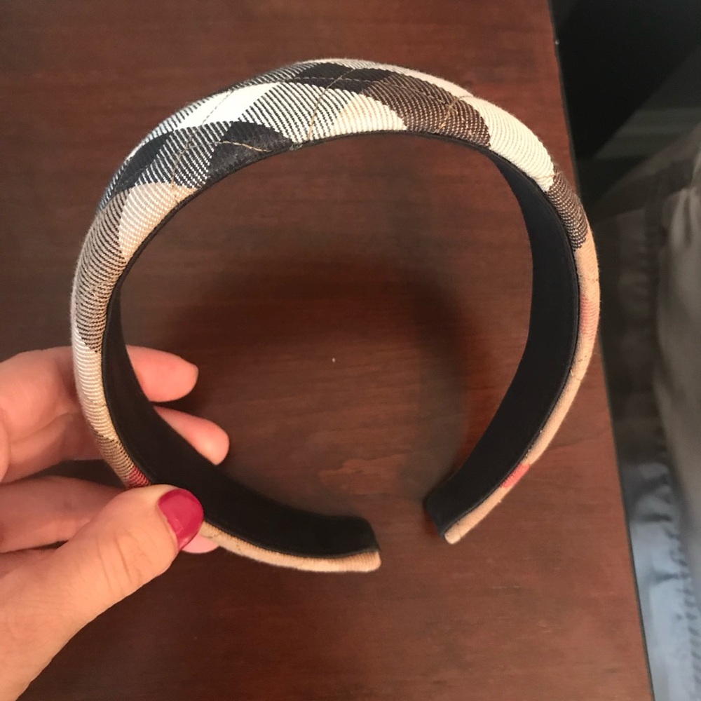 Never worn. Authentic Burberry quilted headband.